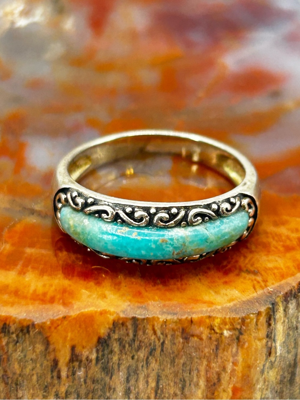 Vintage Sleek Sterling Silver Turquoise Ring - Size 7